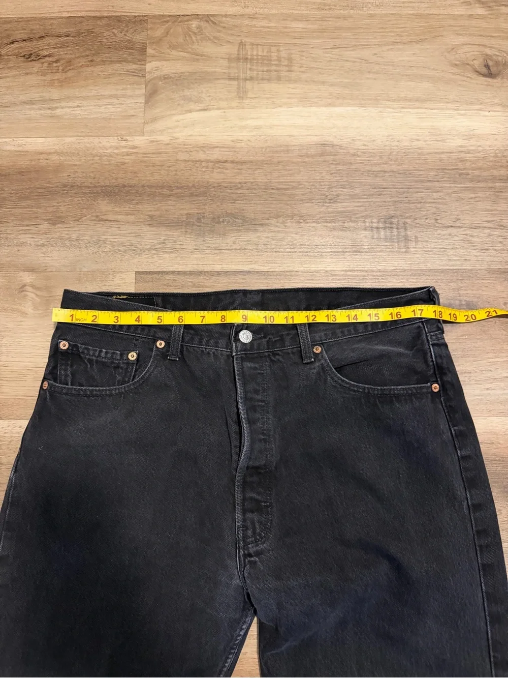 VTG Levi's 501 Button Fly Black Denim Jeans 36x30 tag 38x30 1999 Canada Made
